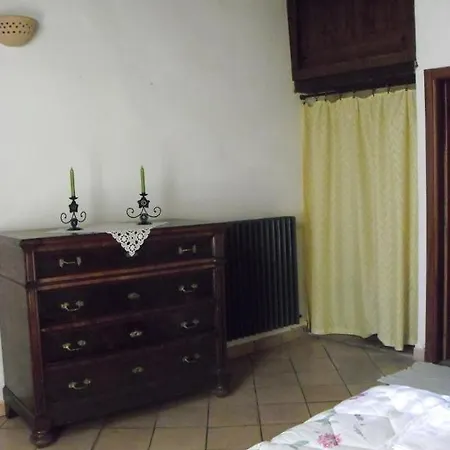 Castel D'arno Kır Evi